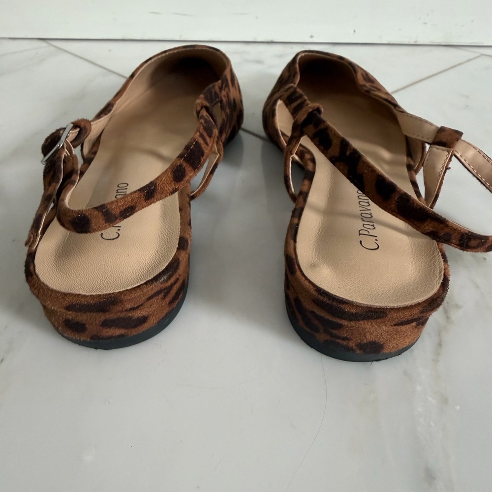 C. Paravano Euro 39 US 8.5 Designer Pointed Toe Cheetah Print Micro Heel Flats - Picture 5 of 9
